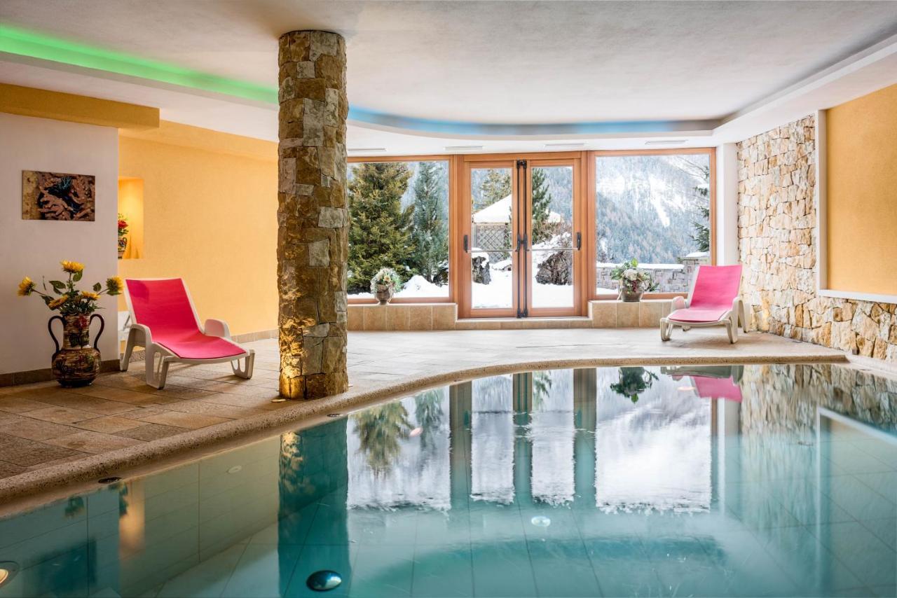 Hotel Sonne Sole Vigo di Fassa Exterior photo
